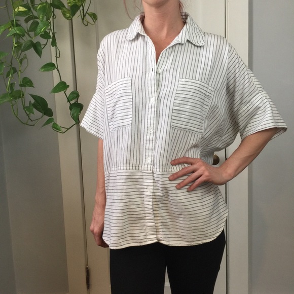 Madewell Tops - Madewell White Pinstriped Button Down Boxy Blouse